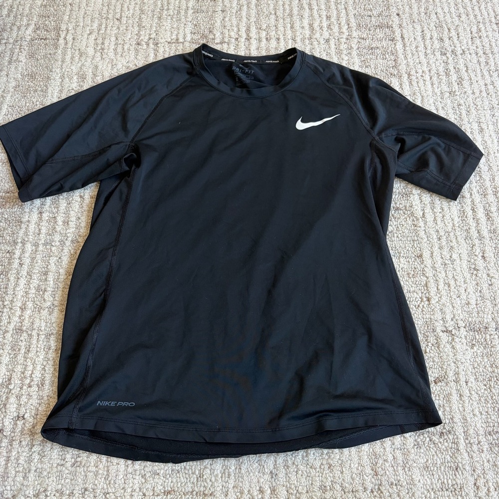 Nike Pro Dri-FIT Slim Fit Mens Large Black Short Sleeve Training Shirt